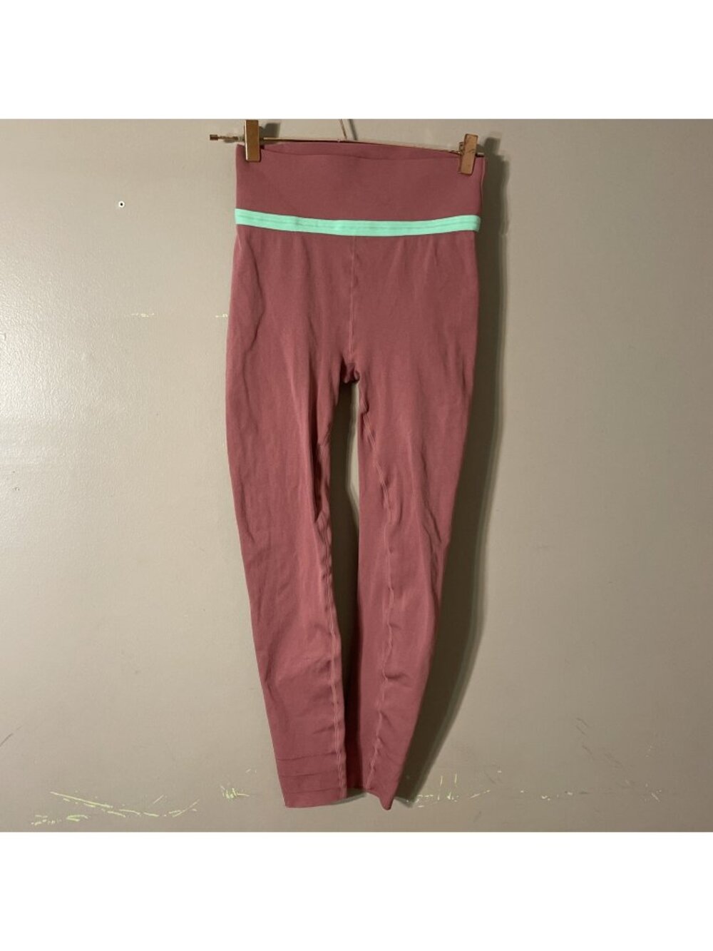 Fabletics SculptKnit Leggings High Waisted Compression Athletic Mauve Sz M